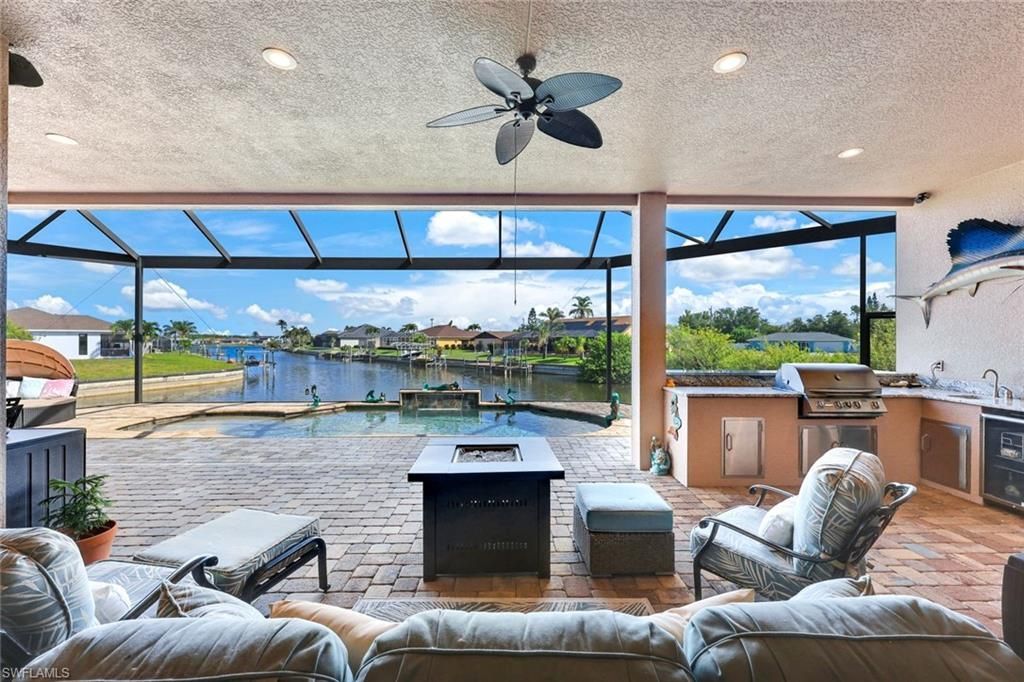 225 SW 12th Ter, Cape Coral, FL 33991 Photo