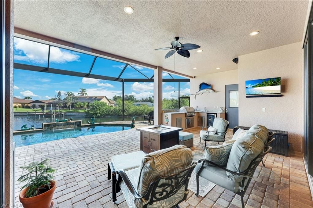 225 SW 12th Ter, Cape Coral, FL 33991 Photo