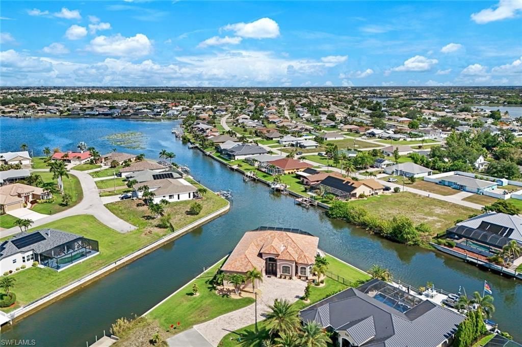 225 SW 12th Ter, Cape Coral, FL 33991 Photo