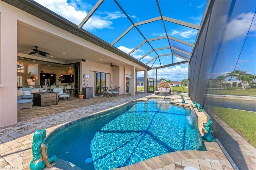 225 SW 12th Ter, Cape Coral, FL 33991 Photo