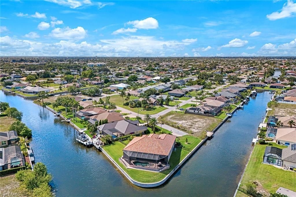 225 SW 12th Ter, Cape Coral, FL 33991 Photo