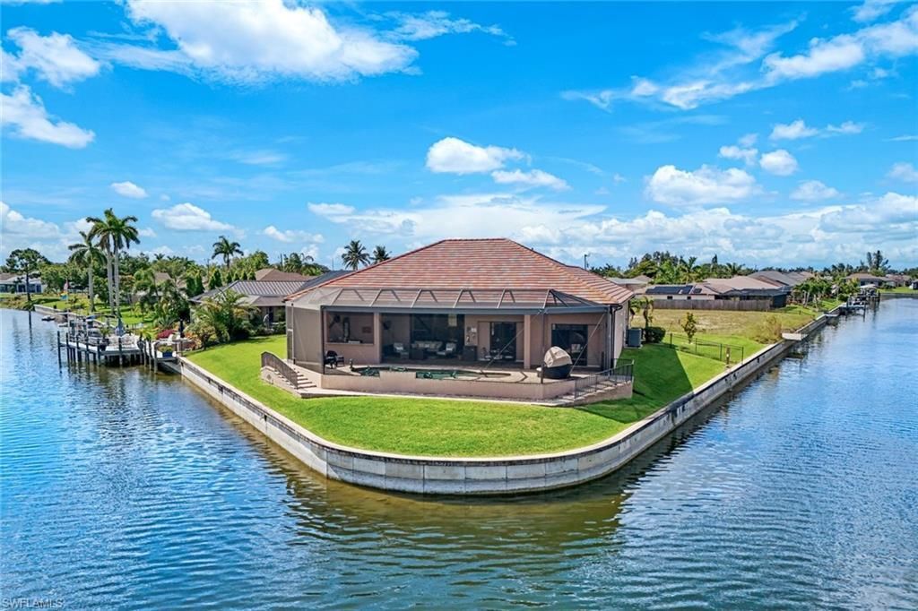 225 SW 12th Ter, Cape Coral, FL 33991 Photo