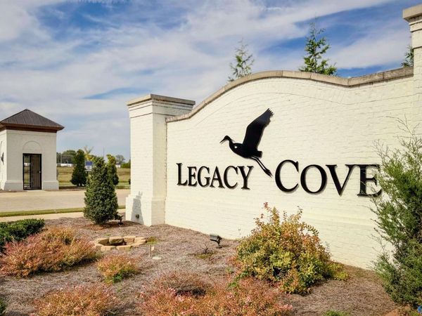 Lot 24 Legacy Cove, Decatur, AL 35601