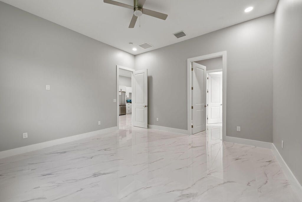 660 NE Moss Rose Place, Port Saint Lucie, FL 34983 Photo