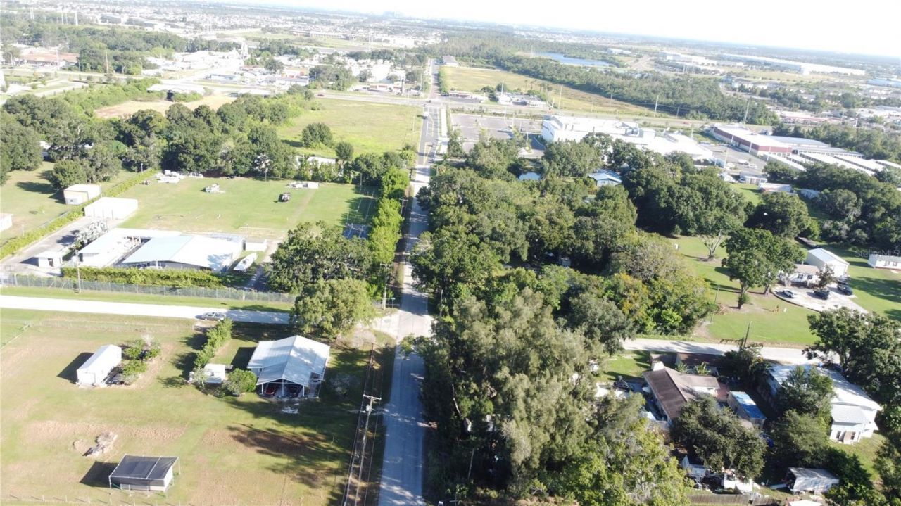 1114 27th Street Se, Unit A, Ruskin, FL 33570 Photo