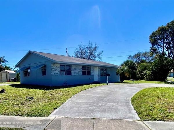 1654 43rd St, West Palm Beach, FL 33407
