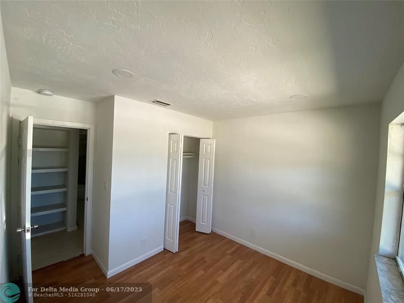 1654 43rd St, West Palm Beach, FL 33407 Photo