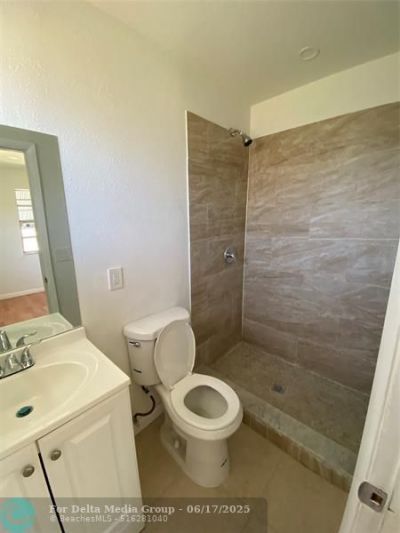 1654 43rd St, West Palm Beach, FL 33407 Photo