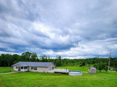 711 Becky Jane Road, Frenchburg, KY 40322