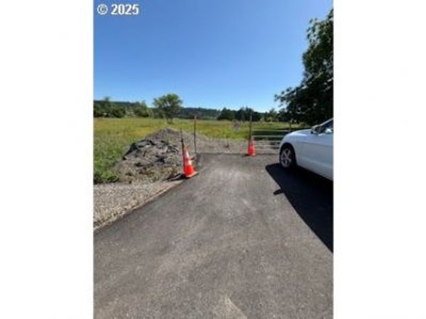 28283 SE HWY 224, Eagle Creek, OR 97022