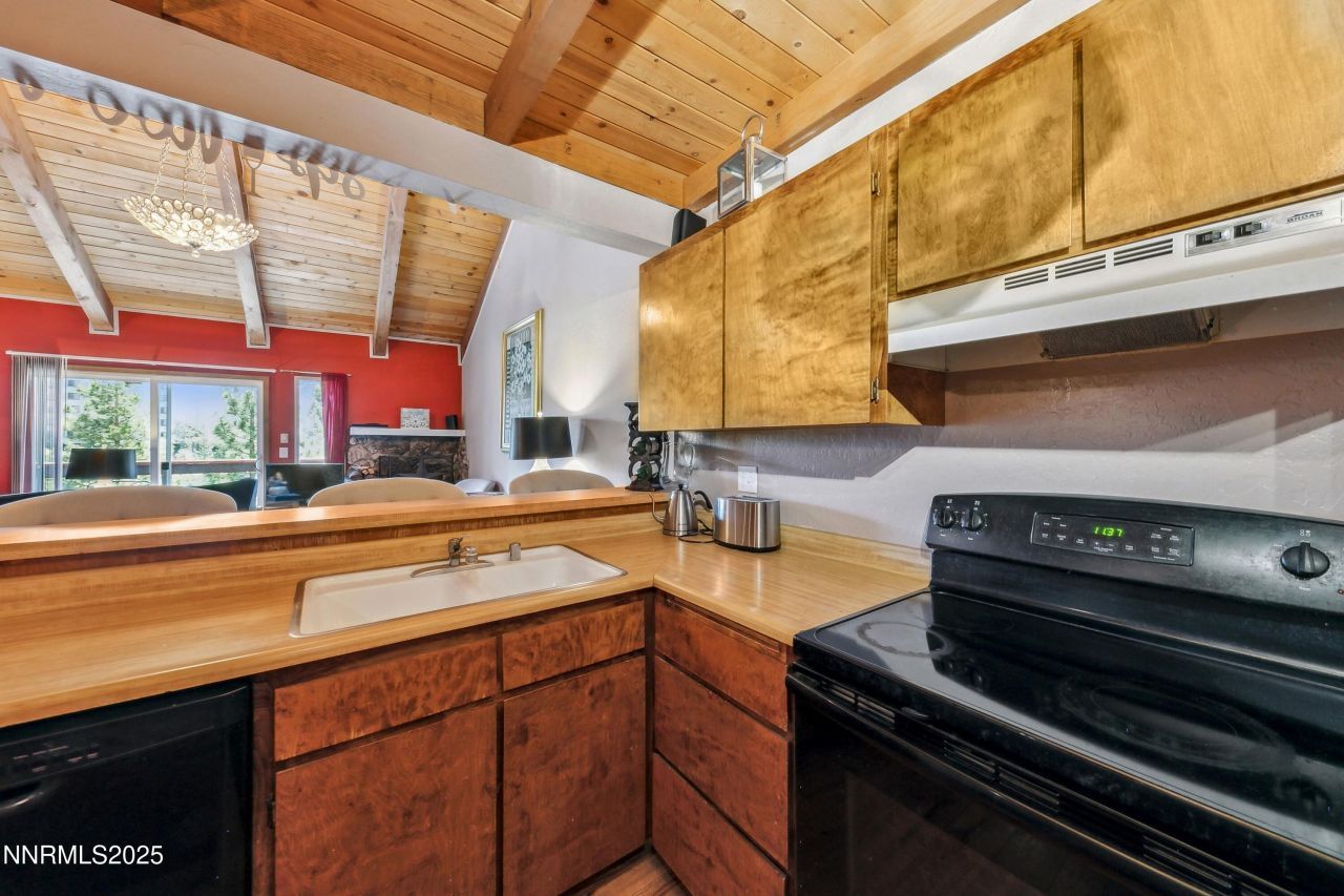 383 Tramway Drive, Unit B, Stateline, NV 89449 Photo