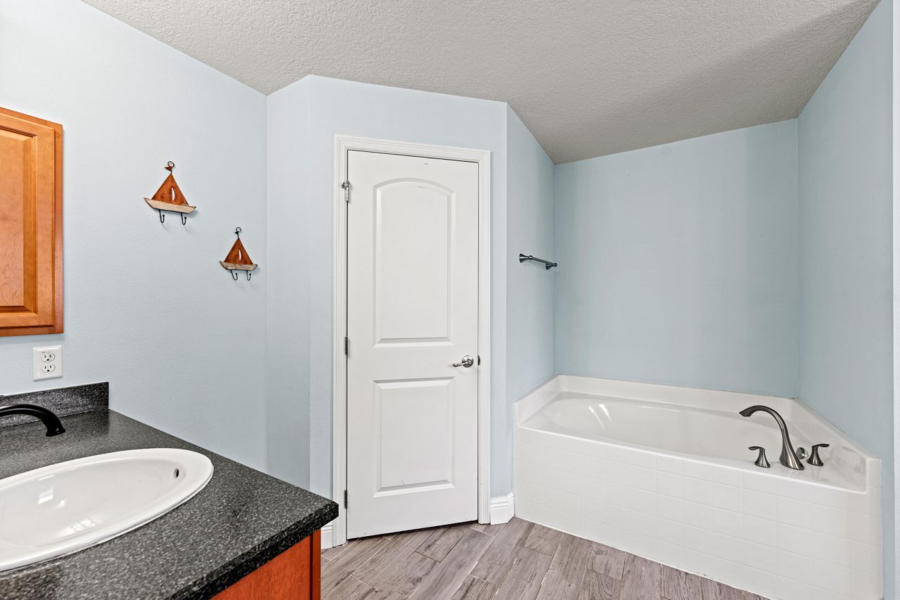 4672 SW Wade Drive, Port Saint Lucie, FL 34953 Photo