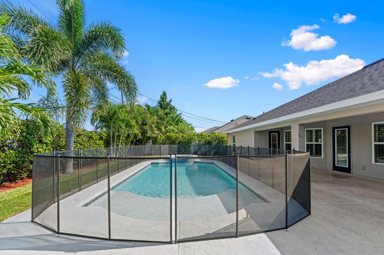 4672 SW Wade Drive, Port Saint Lucie, FL 34953 Photo