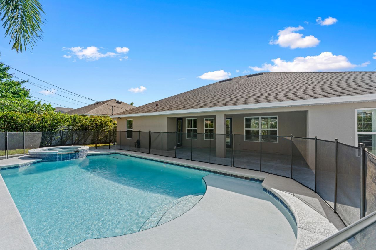 4672 SW Wade Drive, Port Saint Lucie, FL 34953 Photo