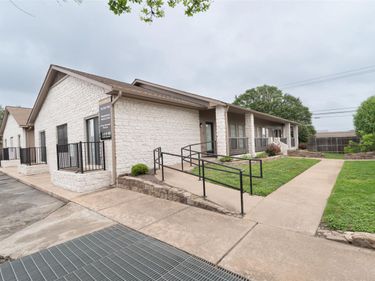 13740 N Highway 183 BLVD, Unit 3, Austin, TX 78750