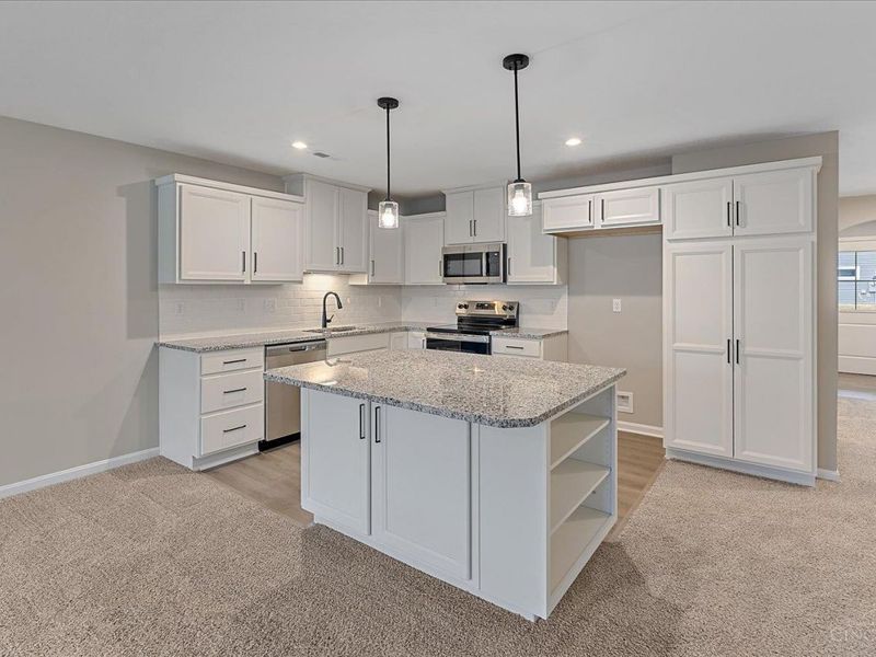 537 Tradition Ridge, Unit 81202, Union Twp, OH 45245 Photo 2