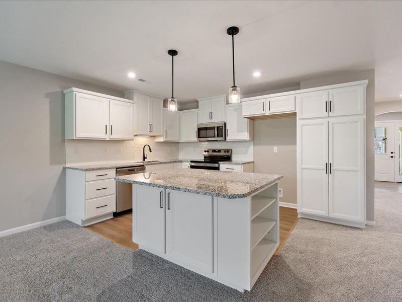 537 Tradition Ridge, Unit 81202, Union Twp, OH 45245 Photo 3