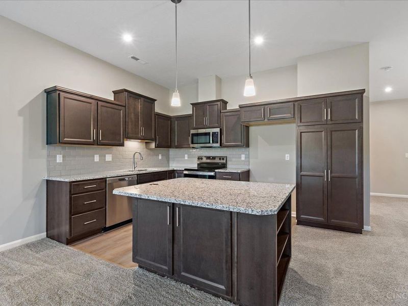 541 Tradition Ridge, Unit 81302, Union Twp, OH 45245 Photo 4