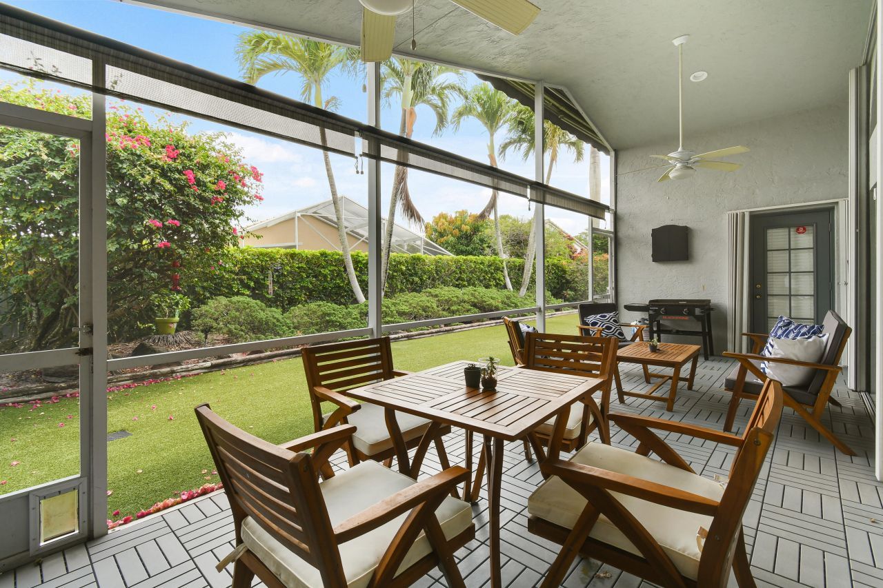 1644 Oak Berry Circle, Wellington, FL 33414 Photo