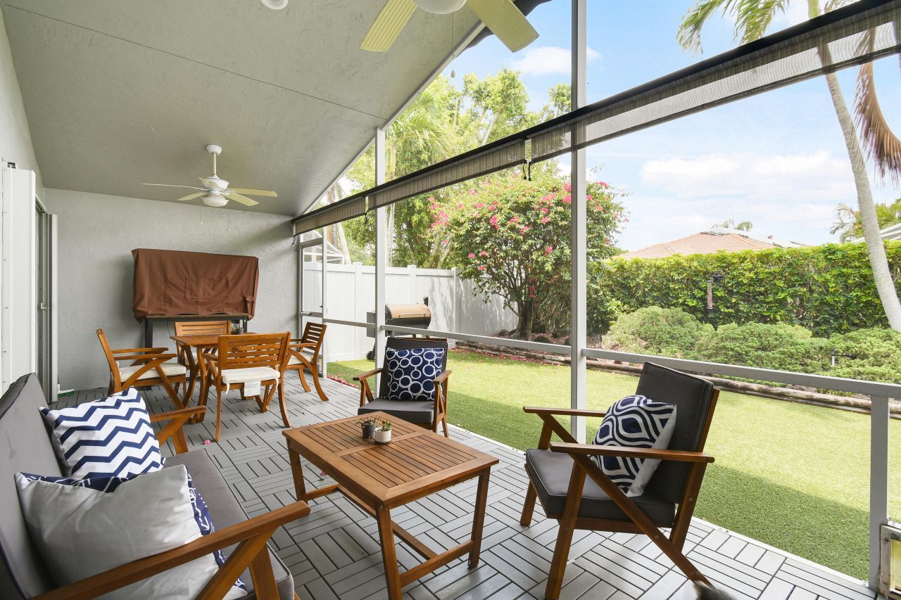 1644 Oak Berry Circle, Wellington, FL 33414 Photo