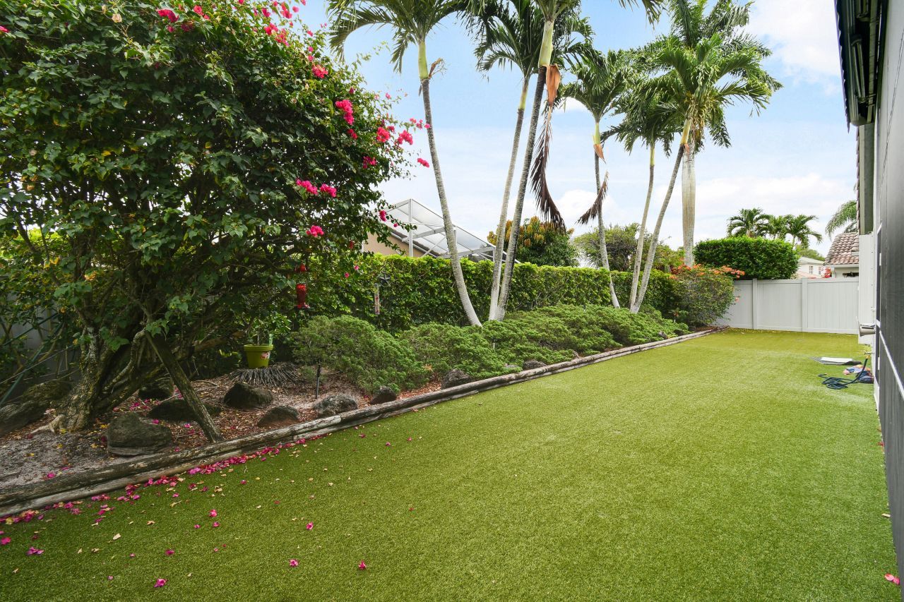 1644 Oak Berry Circle, Wellington, FL 33414 Photo