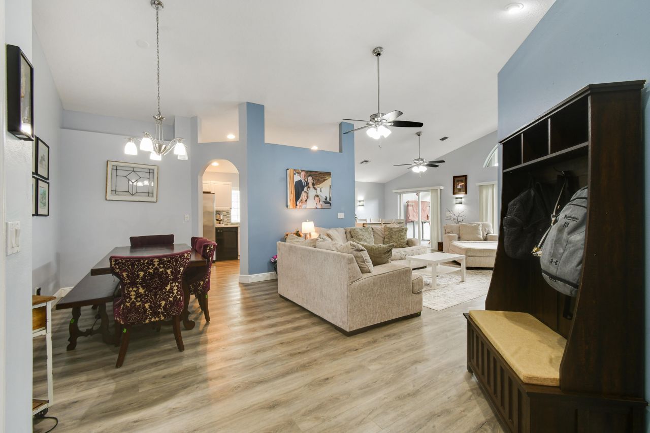 1644 Oak Berry Circle, Wellington, FL 33414 Photo