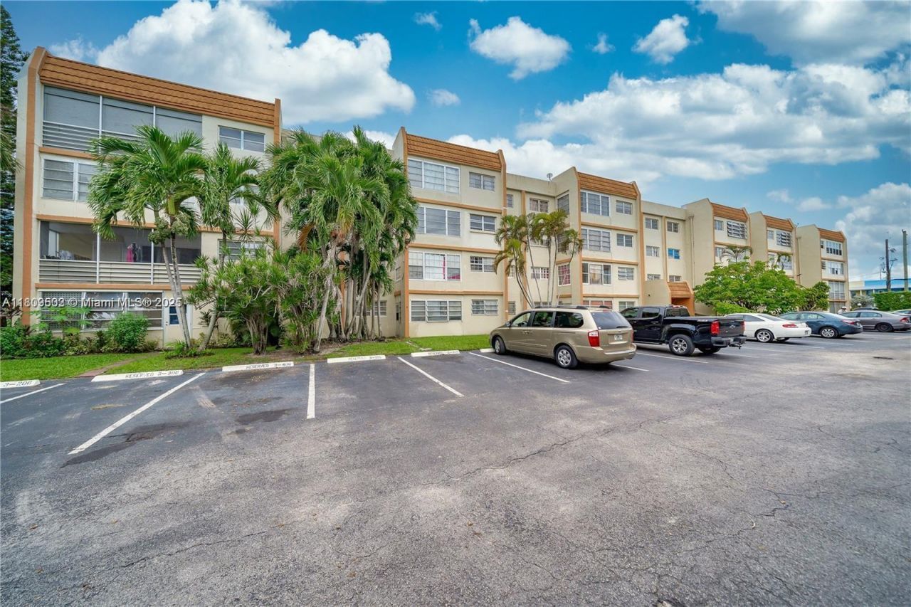 2301 NW 41st Ave, Unit 209, Lauderhill, FL 33313 Photo