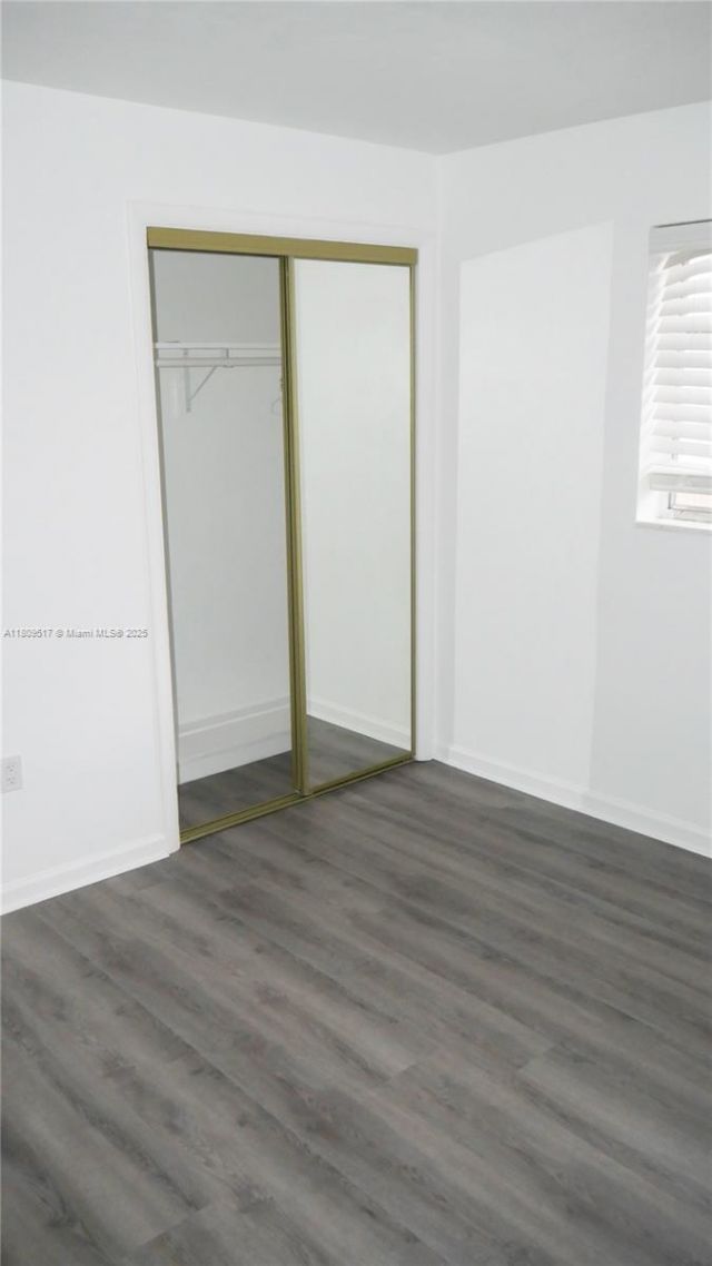 1930 NW 55th St, Miami, FL 33142 Photo