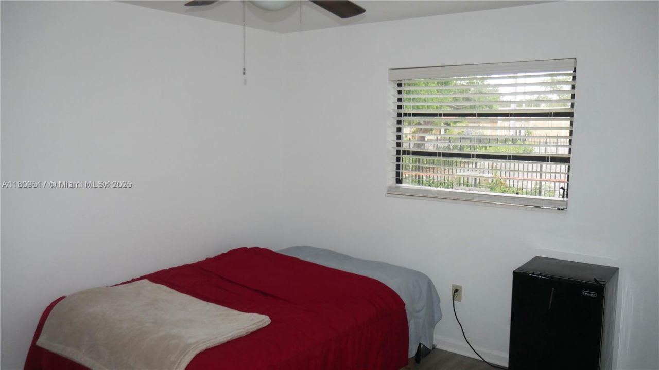 1930 NW 55th St, Miami, FL 33142 Photo