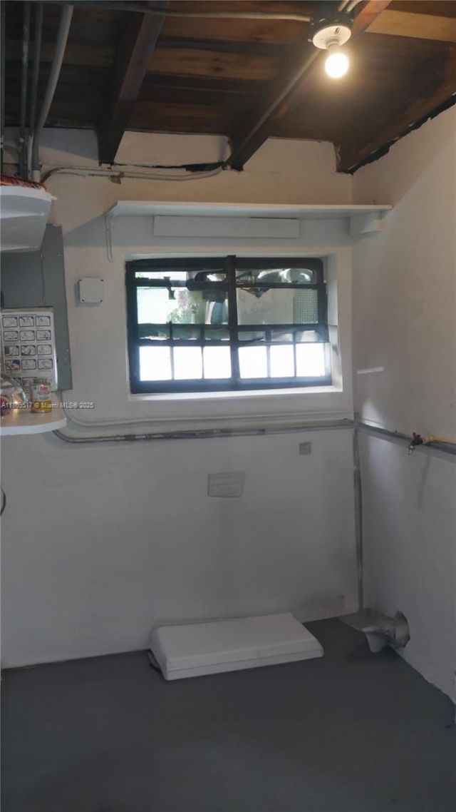 1930 NW 55th St, Miami, FL 33142 Photo