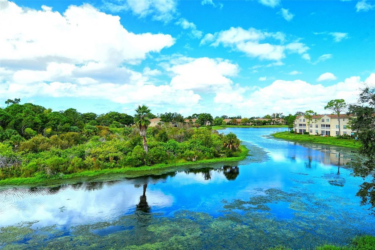 8370 Wingate Drive, Unit 724, Sarasota, FL 34238 Photo