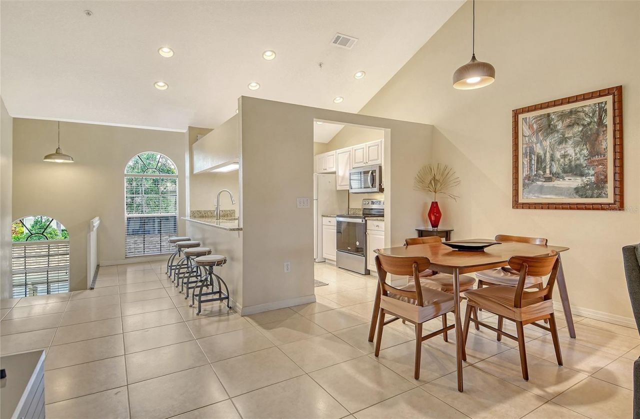 8370 Wingate Drive, Unit 724, Sarasota, FL 34238 Photo