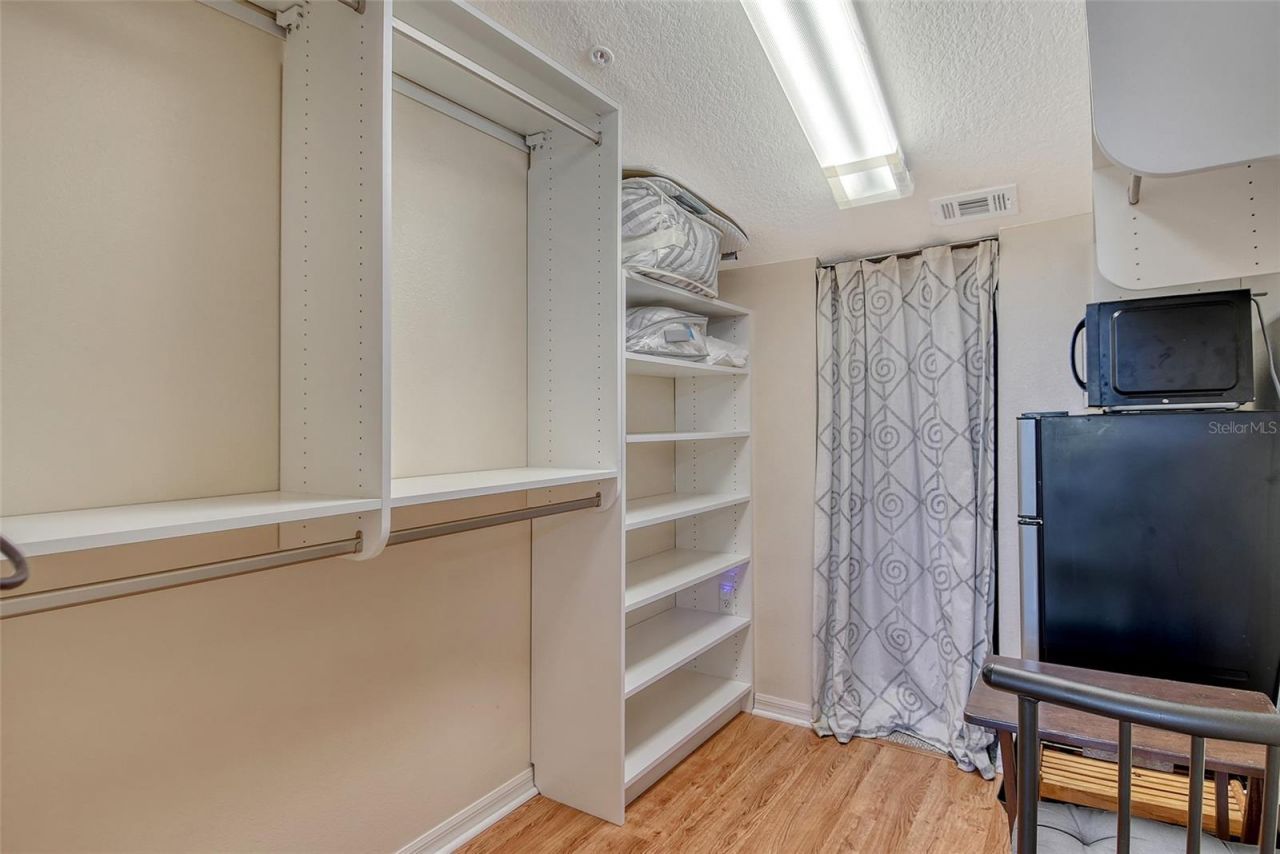 8370 Wingate Drive, Unit 724, Sarasota, FL 34238 Photo