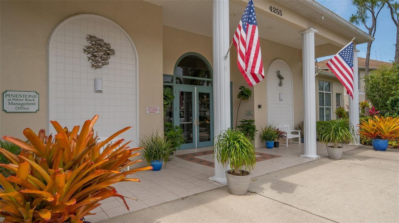 8370 Wingate Drive, Unit 724, Sarasota, FL 34238 Photo