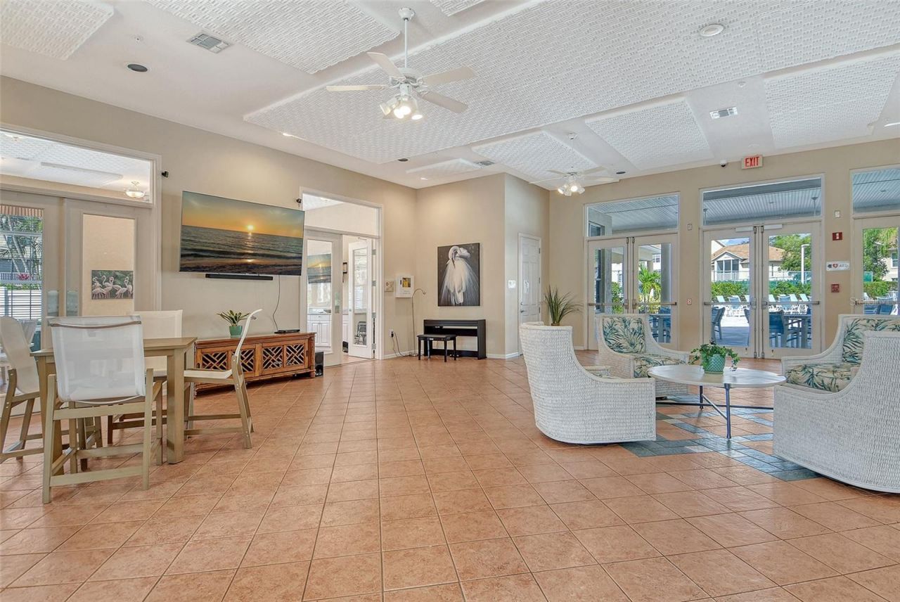 8370 Wingate Drive, Unit 724, Sarasota, FL 34238 Photo