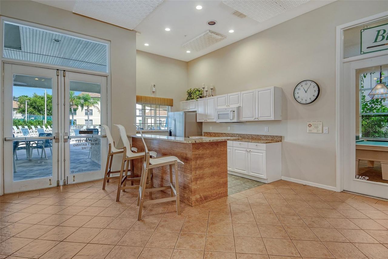 8370 Wingate Drive, Unit 724, Sarasota, FL 34238 Photo