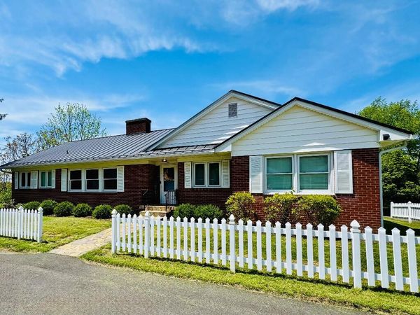 95 Sunset Drive, Mcconnelsville, OH 43756