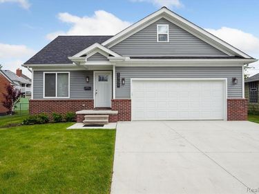 1759 2nd Street, Wyandotte, MI 48192