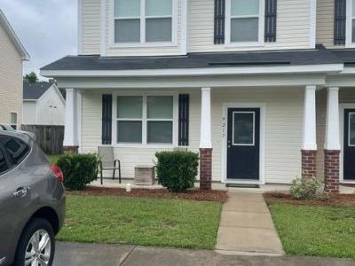 9217 Southern Oak Lane, Ladson, SC 29456