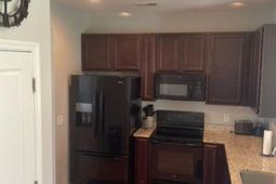 9217 Southern Oak Lane photo 4