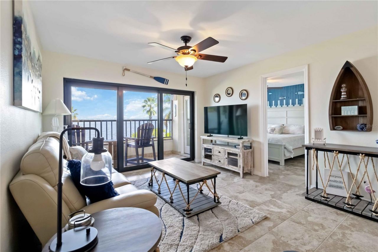 1500 Park Beach Circle, Unit 2F, Punta Gorda, FL 33950 Photo