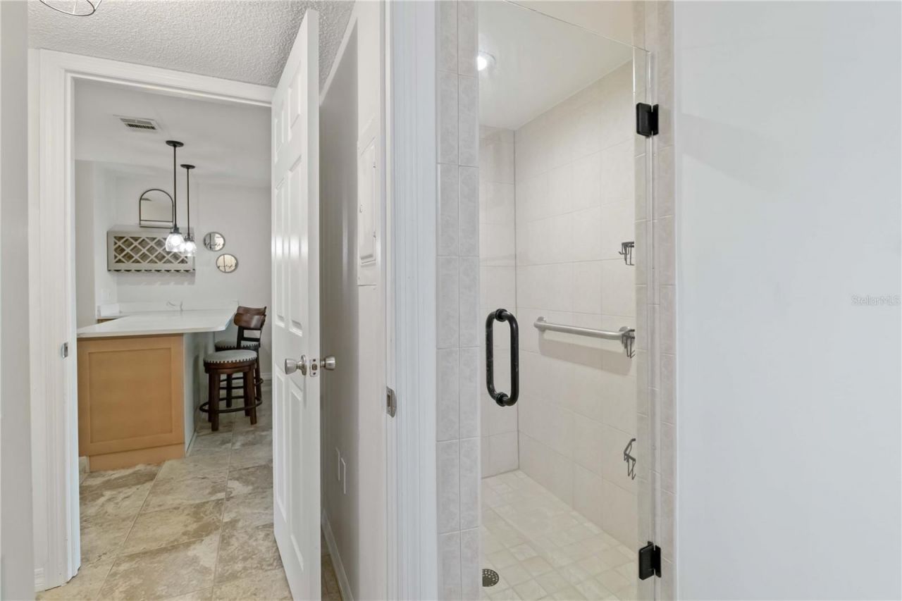 1500 Park Beach Circle, Unit 2F, Punta Gorda, FL 33950 Photo