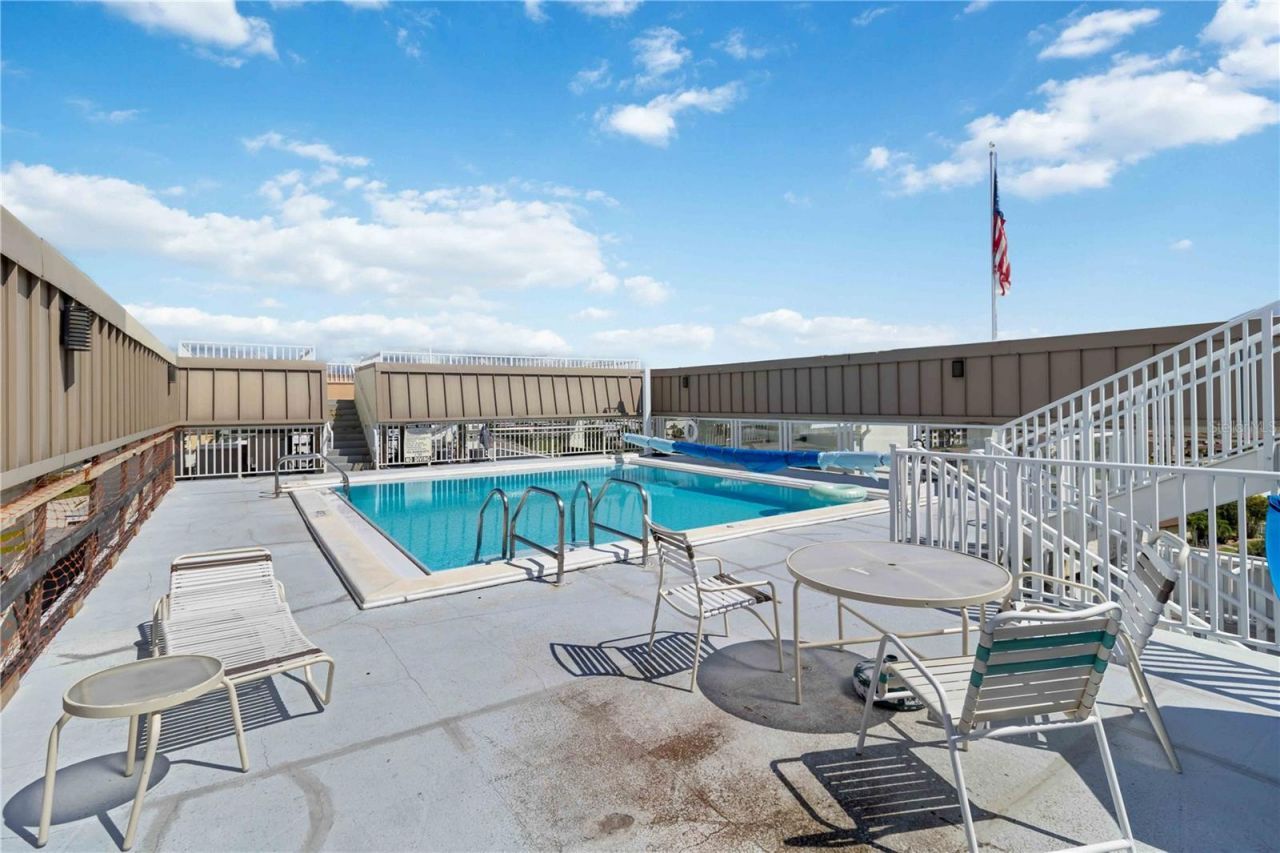 1500 Park Beach Circle, Unit 2F, Punta Gorda, FL 33950 Photo