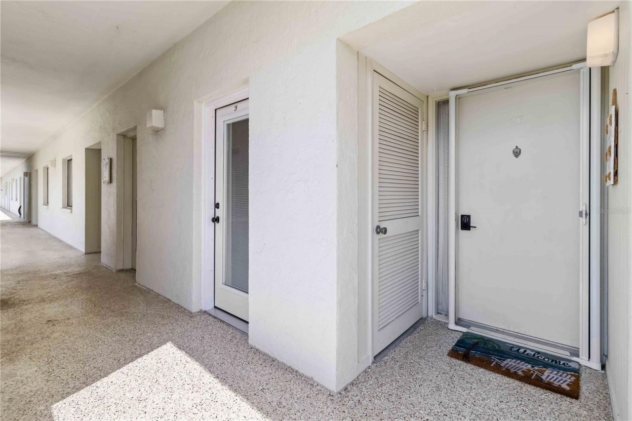 1500 Park Beach Circle, Unit 2F, Punta Gorda, FL 33950 Photo