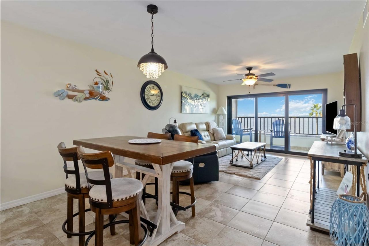1500 Park Beach Circle, Unit 2F, Punta Gorda, FL 33950 Photo
