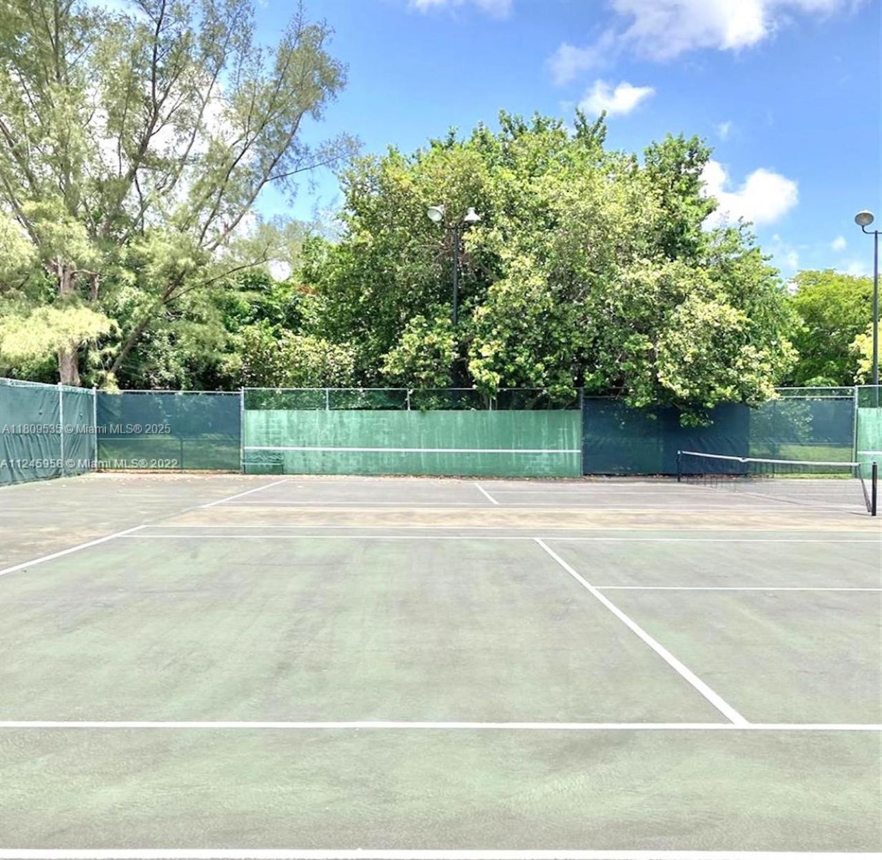 3660 Inverrary Dr, Unit 2X, Lauderhill, FL 33319 Photo