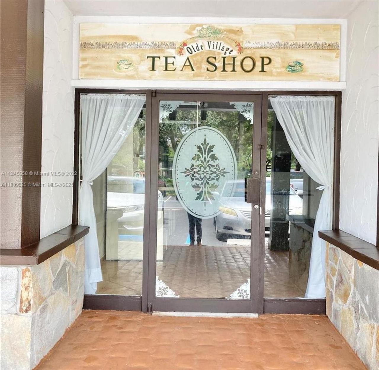 3660 Inverrary Dr, Unit 2X, Lauderhill, FL 33319 Photo