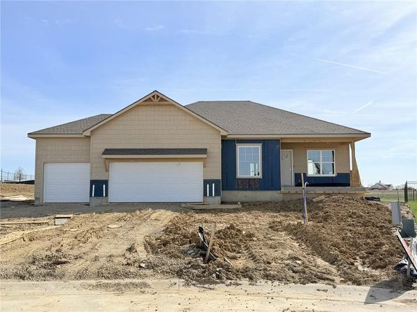 15595 N Sheridan Court, Basehor, KS 66007