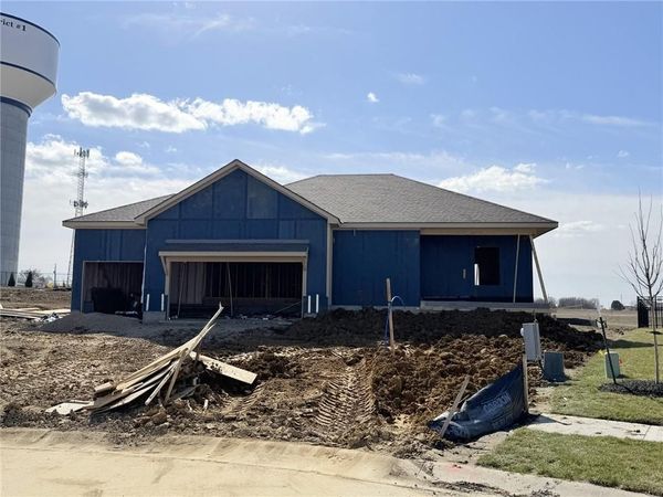 15595 N Sheridan Court, Basehor, KS 66007