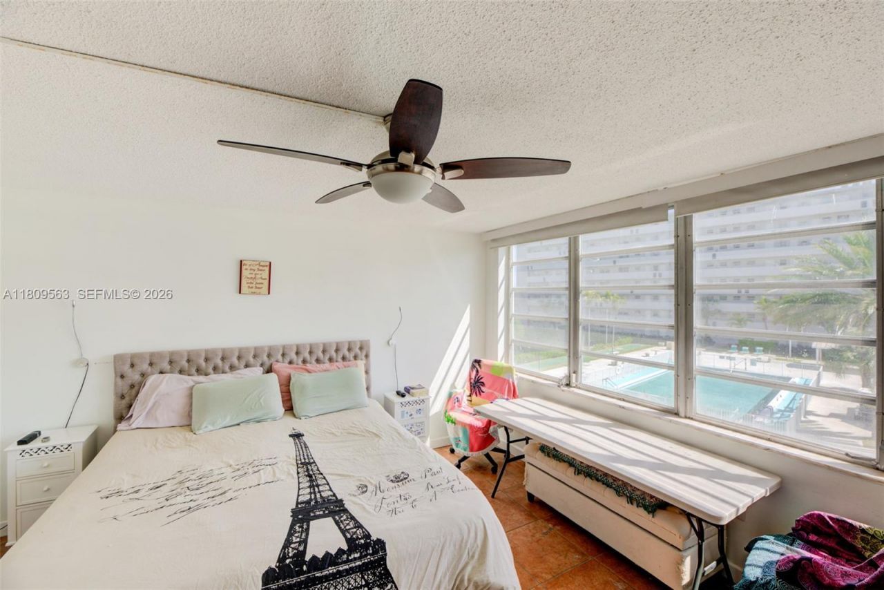 1770 NE 191st St, Unit 316-1, Miami, FL 33179 Photo